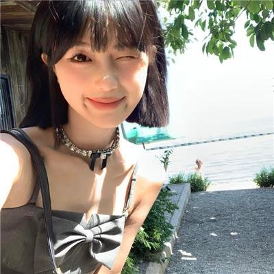 灵异女仆第三季 封面